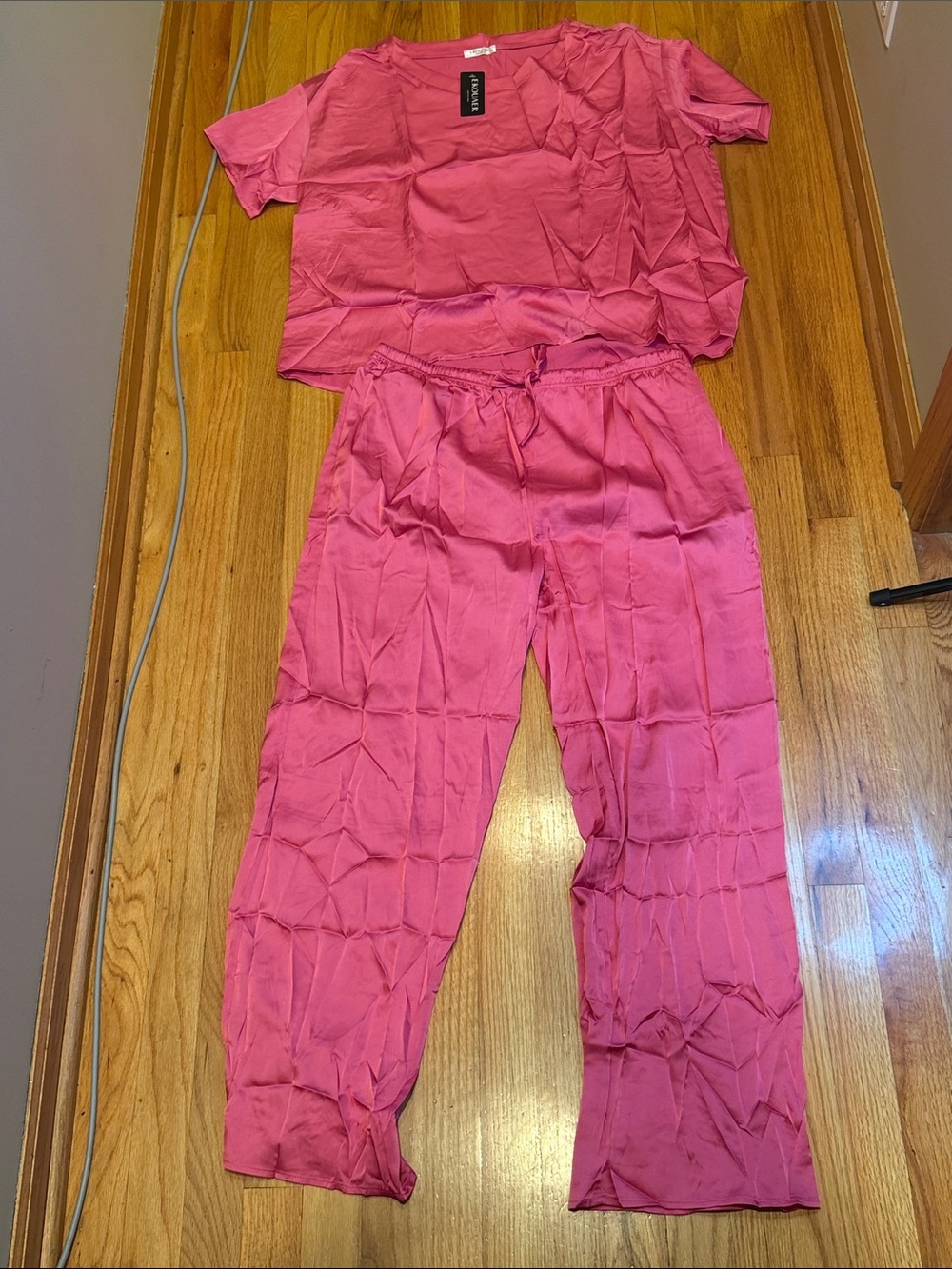 Ekouaer Women's L Lightweight Pink Short-Sleeve Satin Pajama Set